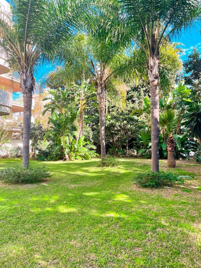 Great Puerto Banus Apartment Marbella Eksteriør billede